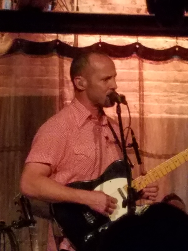 Paul Thorn performing at SPACE